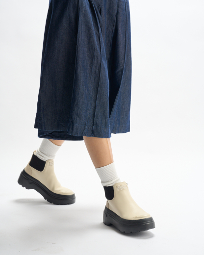 UNISEX REFINED EXPLORER PULL ON LEATHER BOOTS