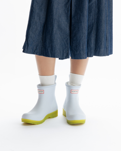 WOMEN'S PLAY SHORT TRANSLUCENT SOLE BOOTS