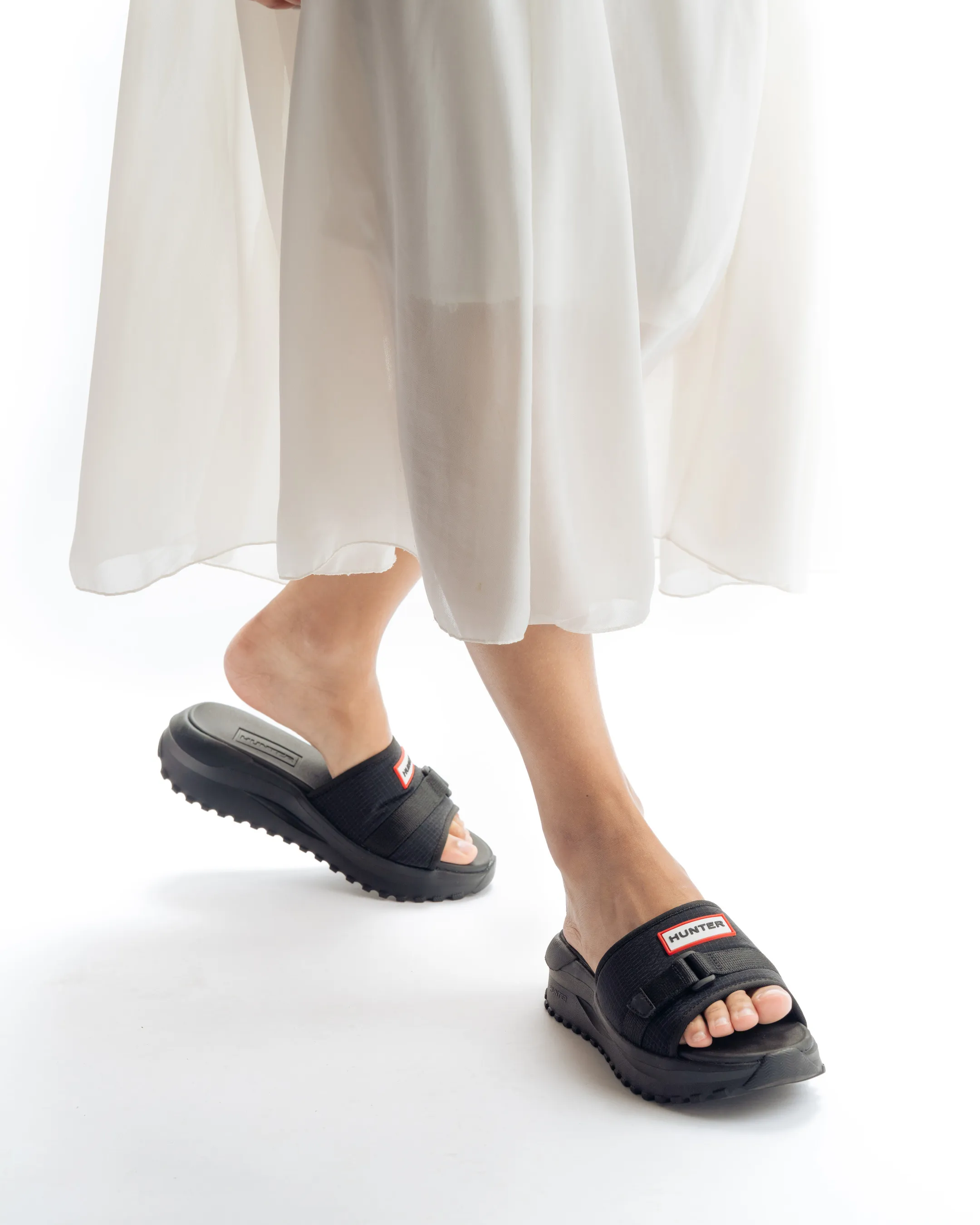 WOMEN'S PLAYER SLIPPERS COVER UP RIPSTOP