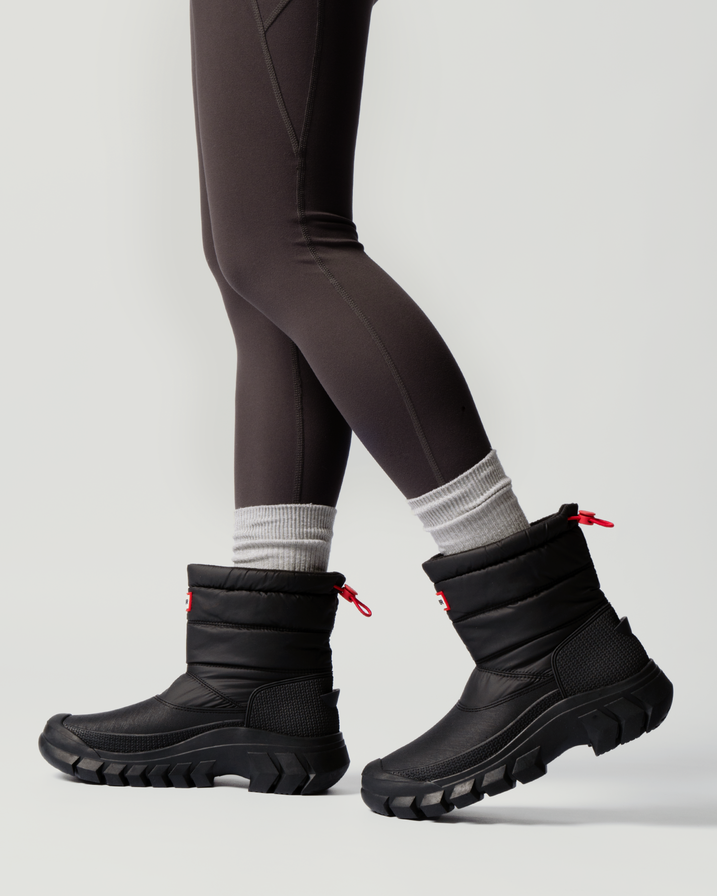 WOMEN'S INTREPID SHORT SNOW BOOTS