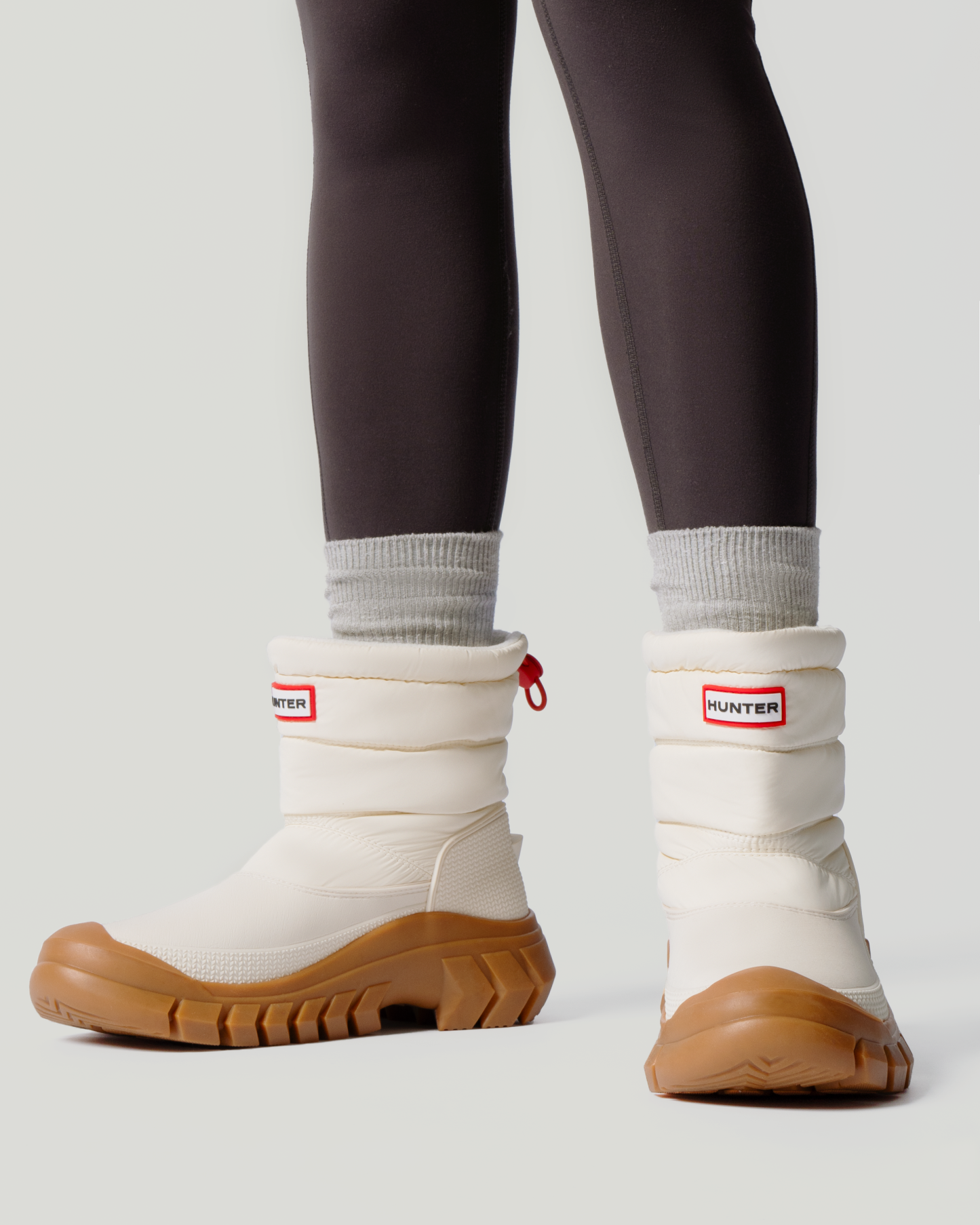 WOMEN'S INTREPID SHORT SNOW BOOTS