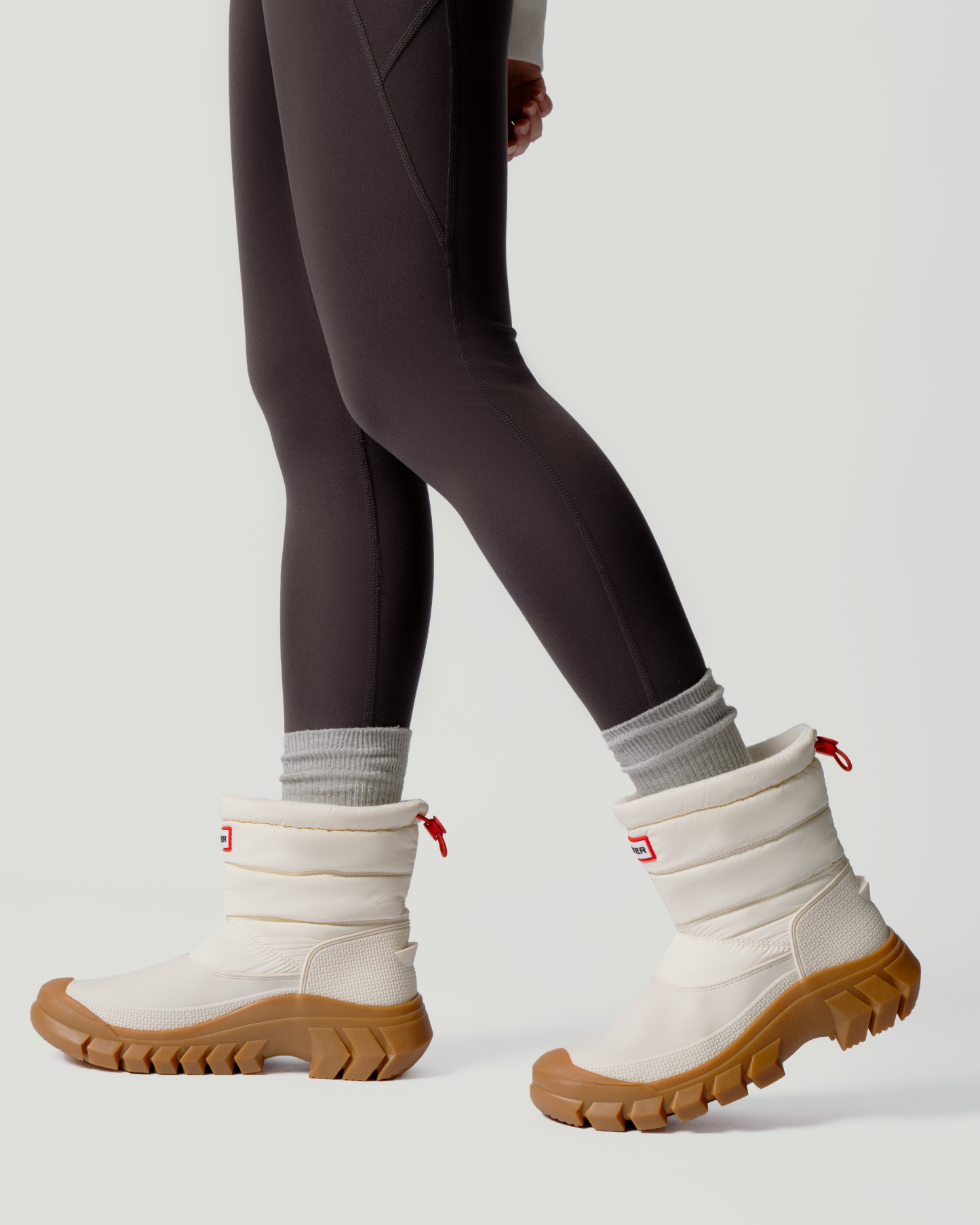 WOMEN'S INTREPID SHORT SNOW BOOTS