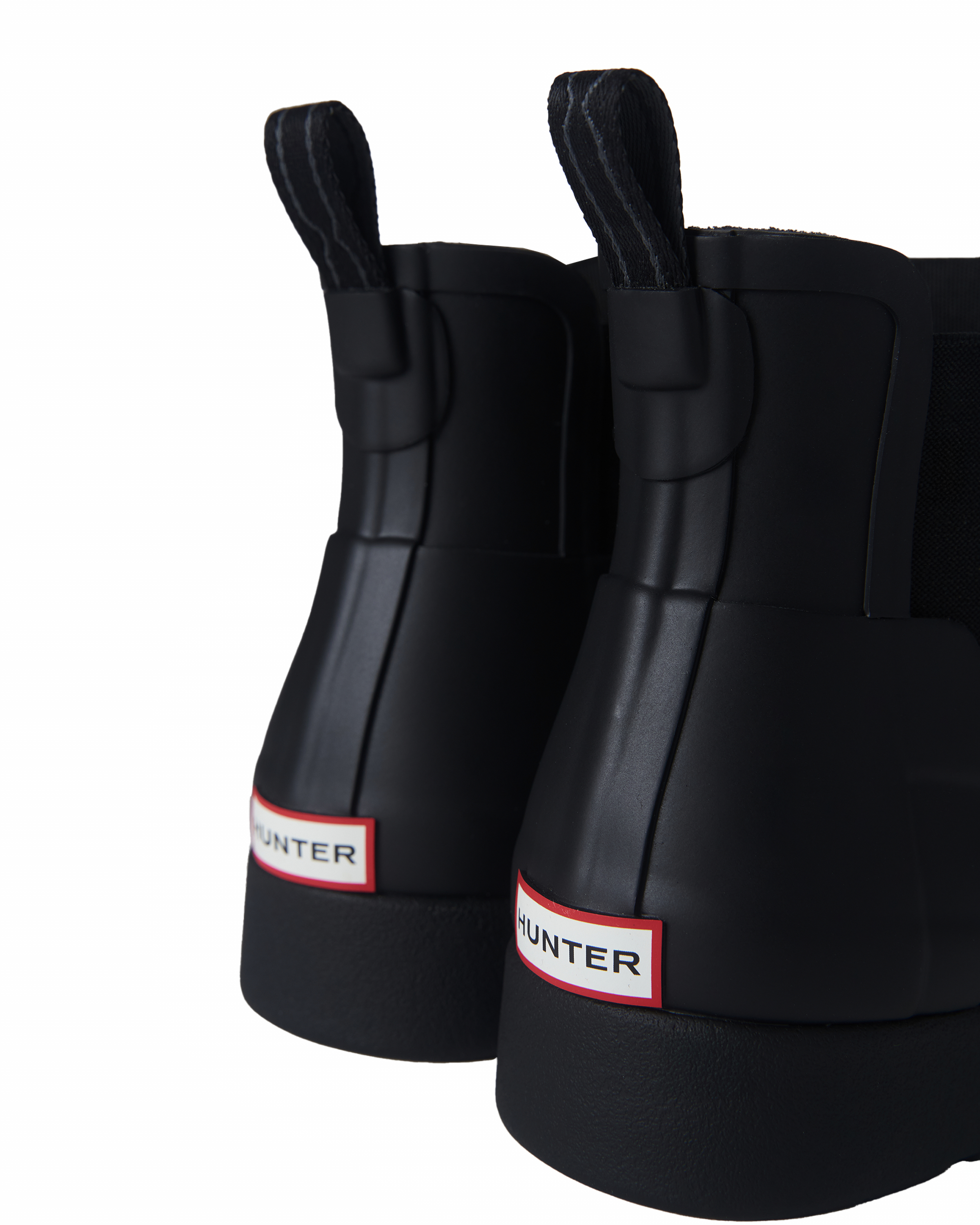 WOMEN'S REFINED CHELSEA BOOTS