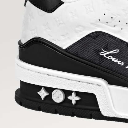 LOUIS VUITTON    LV トレーナー スニーカー  PMRef:1ABOGI-LOUIS VUITTON 