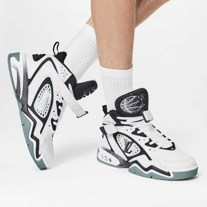 LOUIS VUITTON    LV トレーナー 2 スニーカー  PMRef:1AAH93-LOUIS VUITTON 