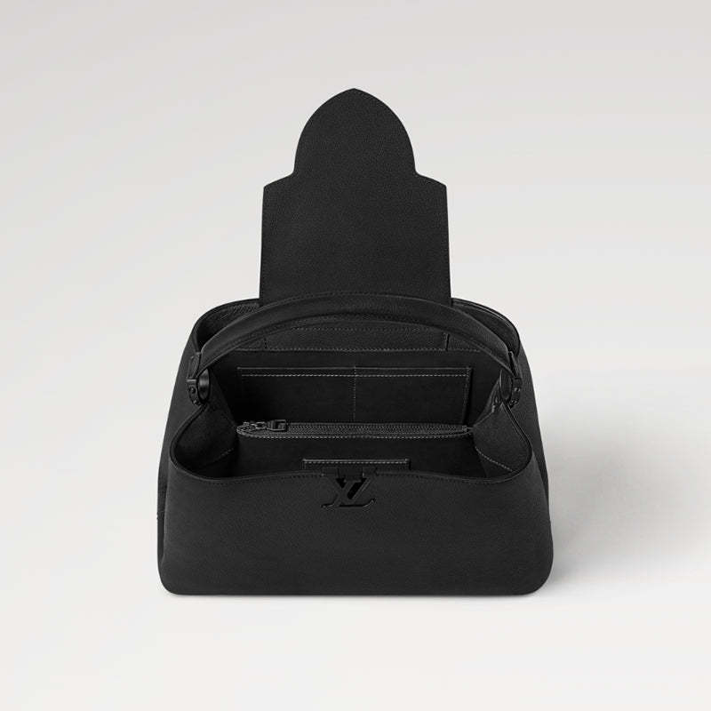 LOUIS VUITTON    カプシーヌ スープル GM   Ref:M24880