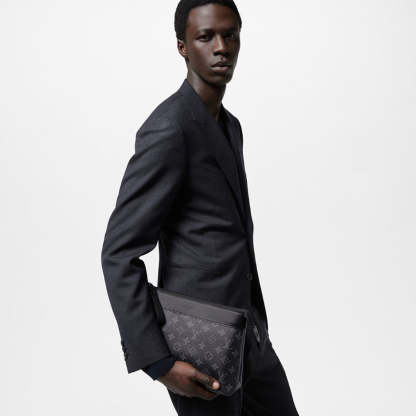 LOUIS VUITTON    ポシェット･ヴォワヤージュ スープル   Ref:M82543