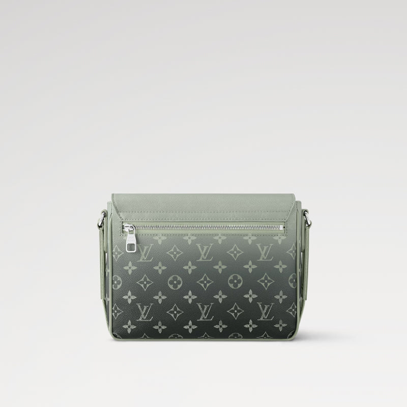 LOUIS VUITTON    ディストリクト PM NV3   Ref:M11593