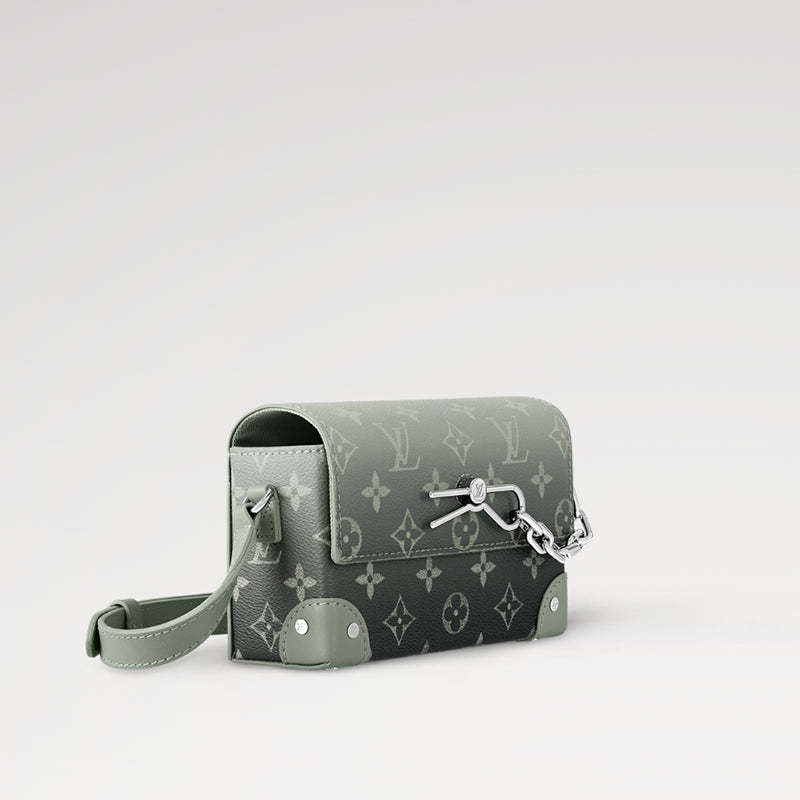 LOUIS VUITTON    スティーマー･ウェアラブル ウォレット   Ref:M11543