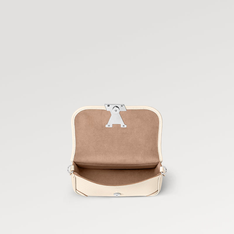 LOUIS VUITTON    ビュシ NM   Ref:M59457