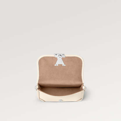 LOUIS VUITTON    ビュシ NM   Ref:M59457