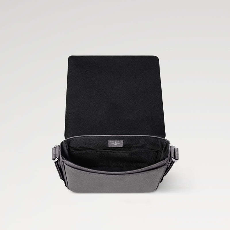 LOUIS VUITTON    ディストリクト PM   Ref:M11661-LOUIS VUITTON 