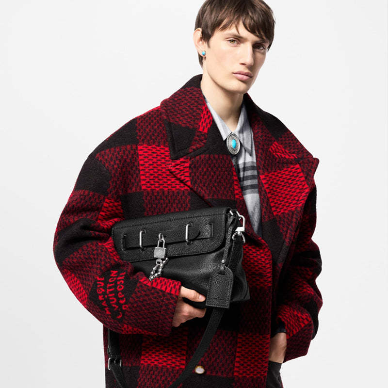 LOUIS VUITTON    スティーマー クロスボディ ハンドバッグ   Ref:M11607