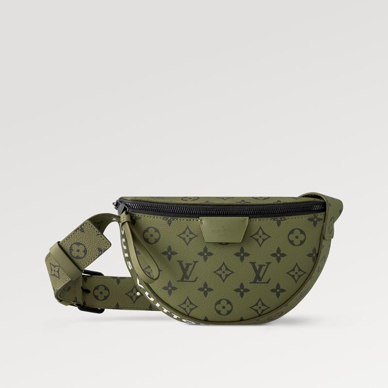 LOUIS VUITTON  秋冬の新作スタイル  ムーン・クロスボディRef: M23838