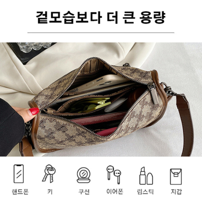 패셔너블 트렌드 크로스백