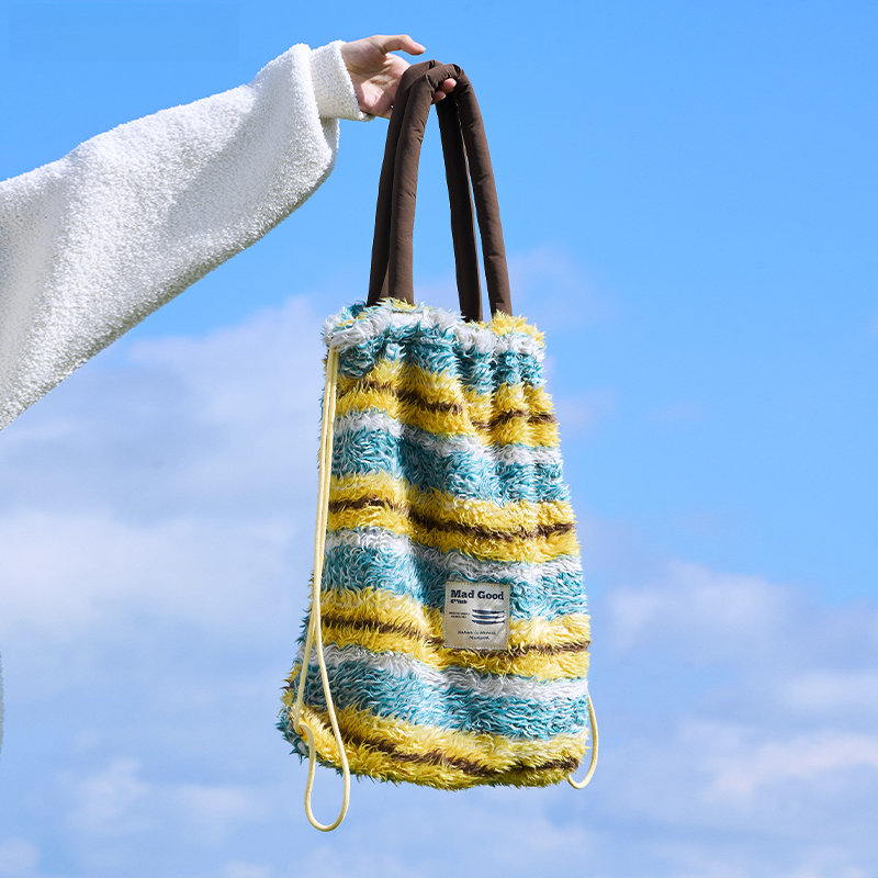 日系彩色條紋撞色短毛提花束口單雙肩包