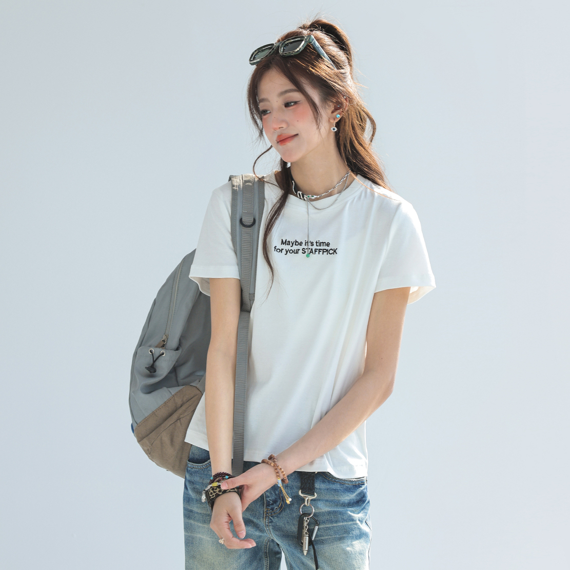 字母刺繡t恤女夏正肩短袖修身顯瘦純棉上衣短款T賉