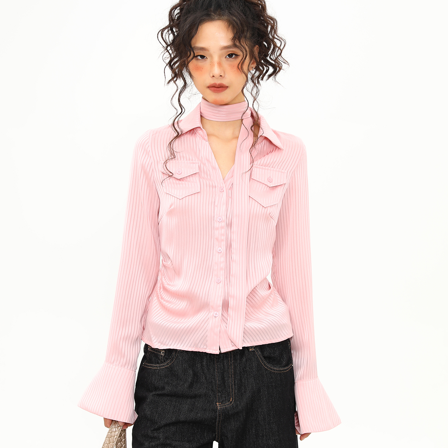 粉色綢緞條紋顯瘦掐腰長袖襯衫女辣妹甜酷飄帶設計感上衣
