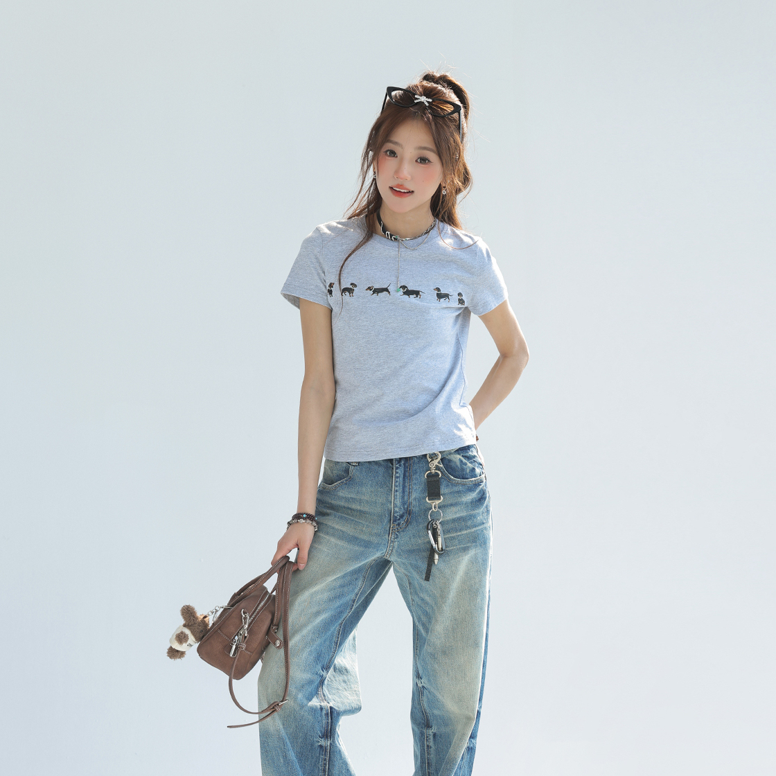 串珠臘腸狗印花純棉短袖正肩女t恤夏季短款修身上衣