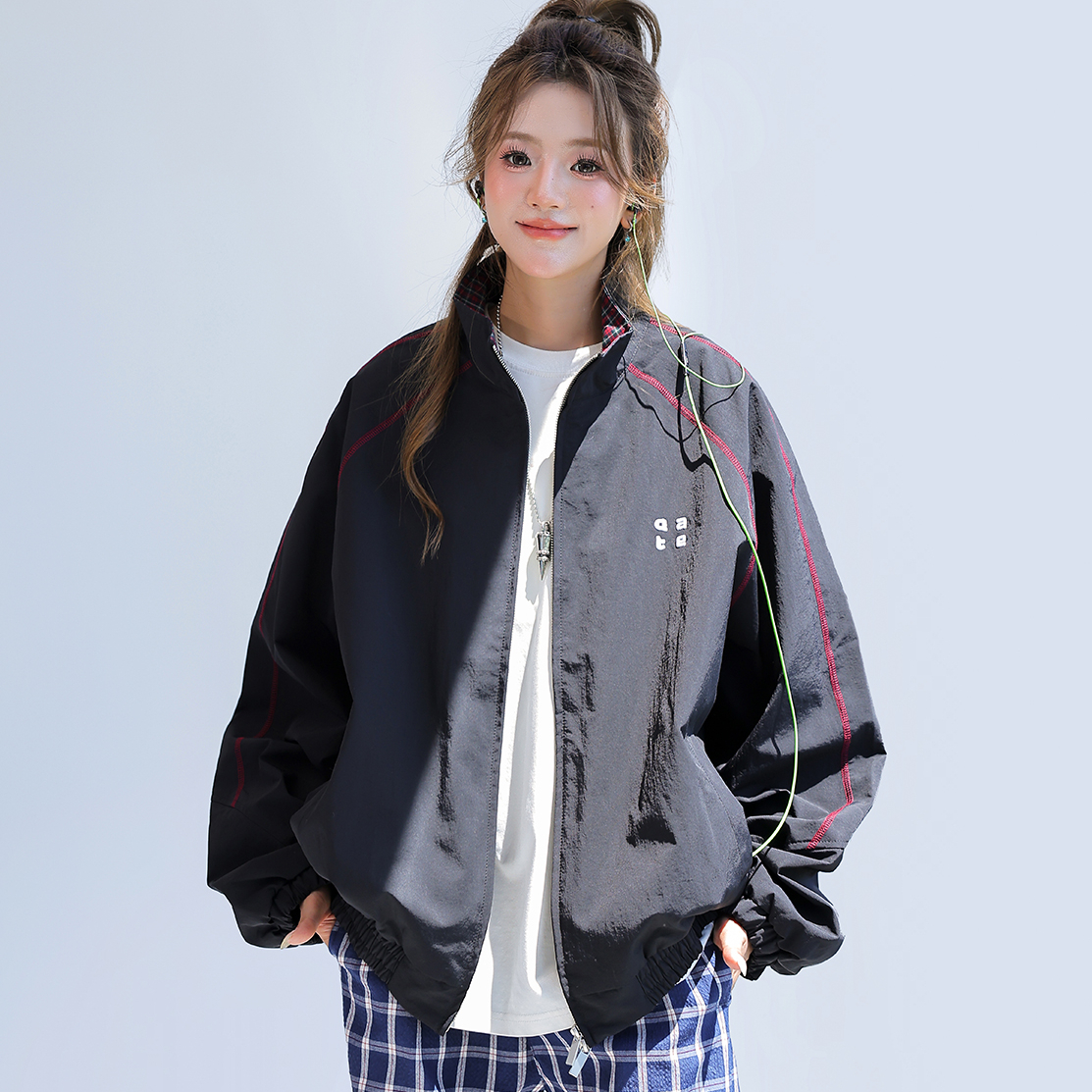 2025新款美式復古撞色拼接寬鬆立領休閒夾克女