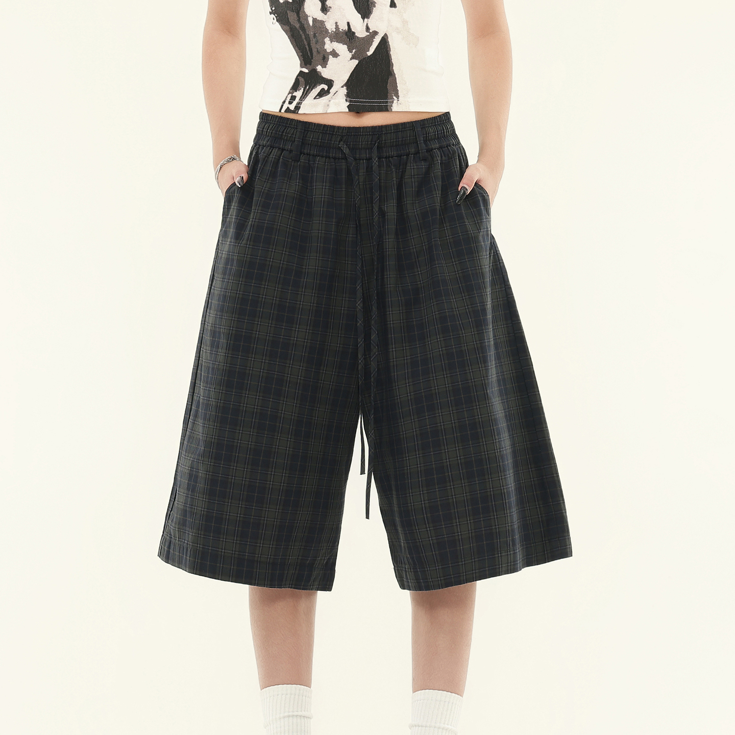 美式復古慵懶綠格紋鬆緊七分褲夏季寬鬆百搭格子褲女短褲