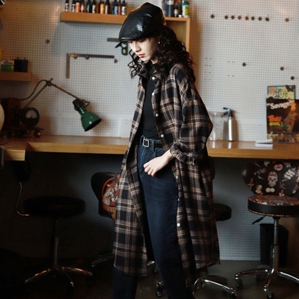 襯衫女外穿百搭直筒復古黑色長袖早秋季磨毛格子寬鬆中長款連衣裙