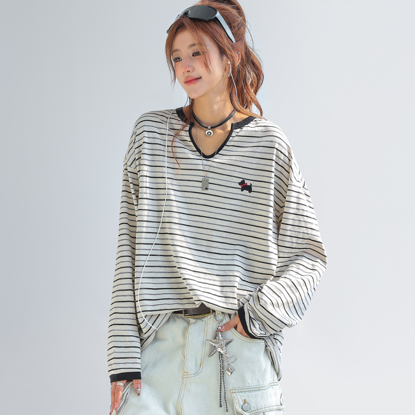 小馬刺繡撞色拼接條紋長袖t恤女設計感小眾V領上衣春