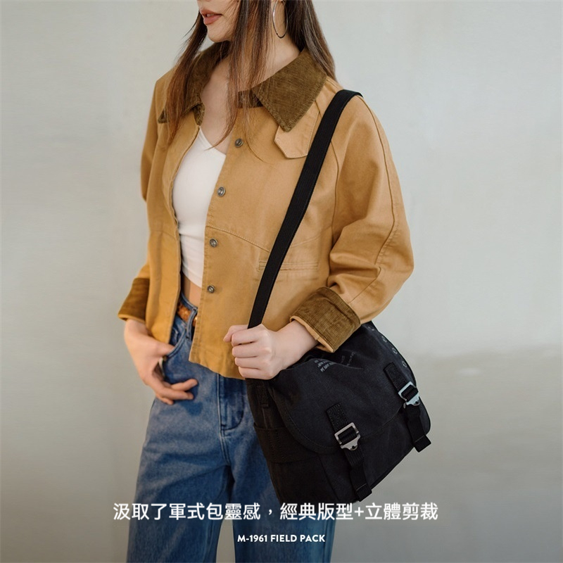 馬登女裝 美式復古M1961字母印花帆布斜挎包手提時尚大容量托特包夏女