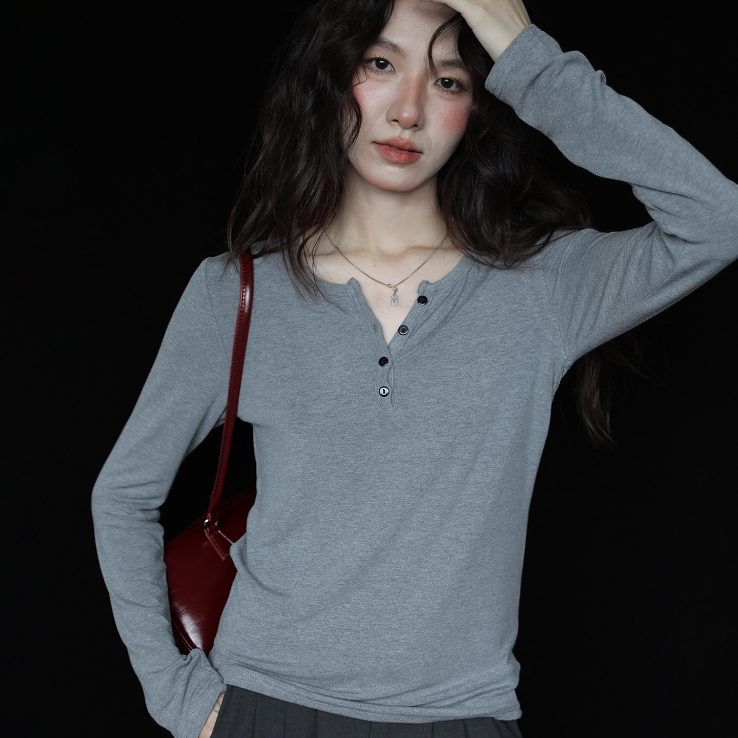 半開領通勤簡約顯瘦小眾長袖t恤女設計感彈力秋新款上衣