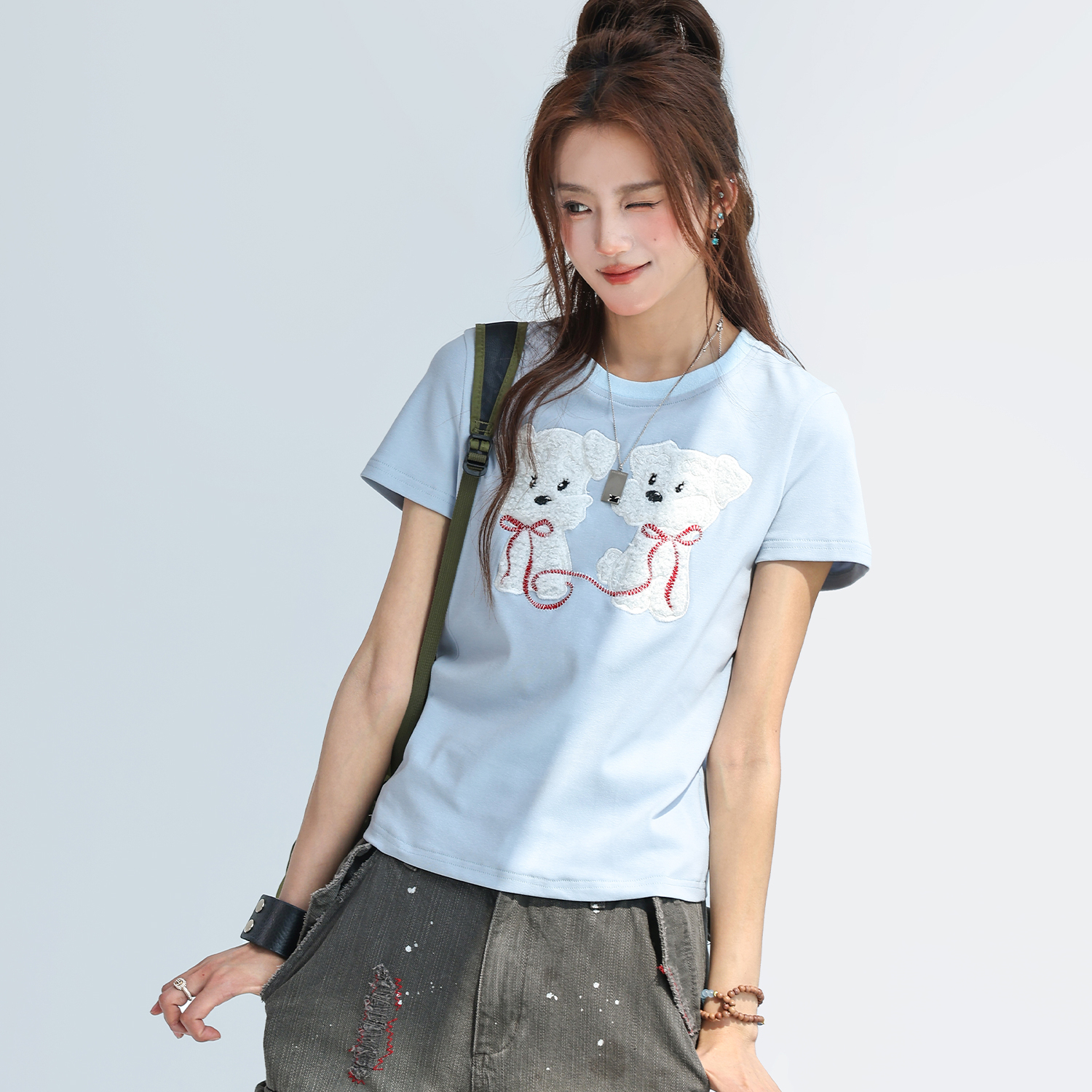 可愛毛茸茸小狗貼布繡短袖t恤女夏正肩顯瘦修身上衣