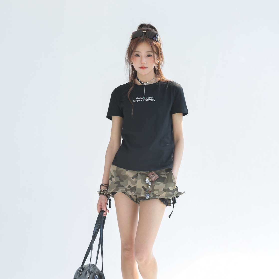 字母刺繡t恤女夏正肩短袖修身顯瘦純棉上衣短款T賉