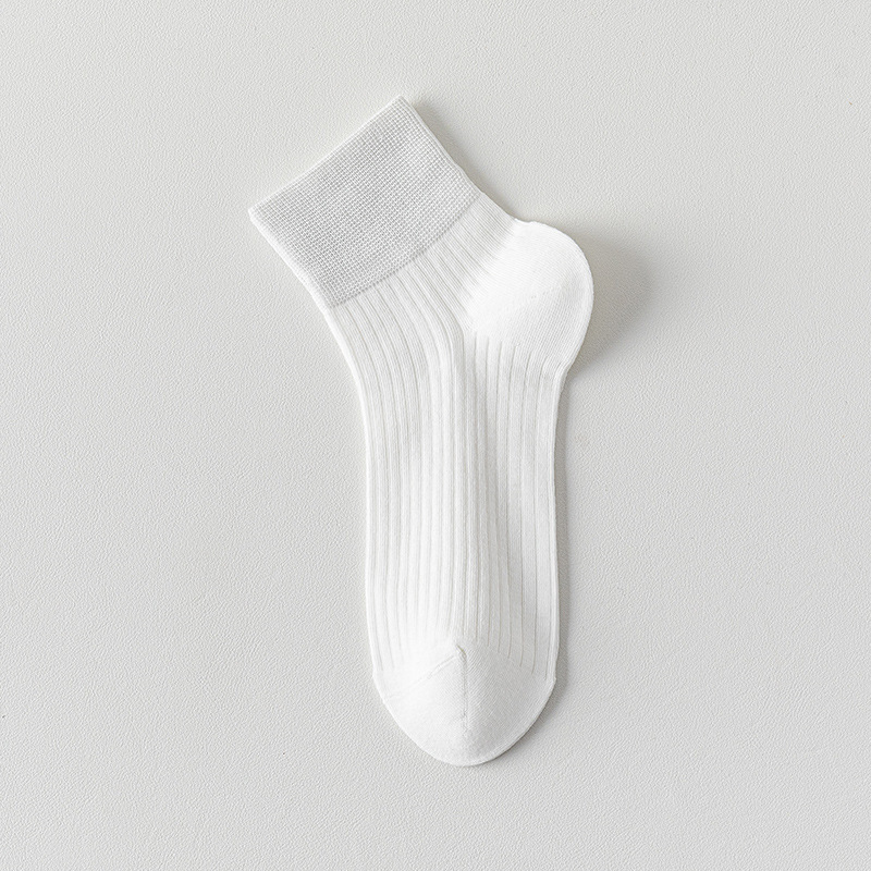 超薄無骨款舒適不勒脚吸汗透氣糖果色耐磨簡約短中筒棉襪女夏