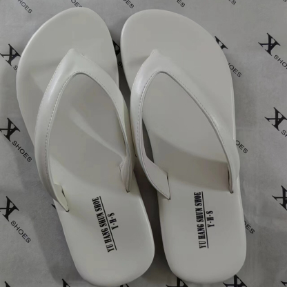 小羊皮夾趾人字拖鞋女夏外穿2026夏季新款極簡夾趾沙灘度假凉拖鞋