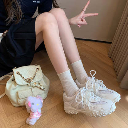 春季新款蕾絲拼接休閒珍珠百搭阿甘德訓板鞋女
