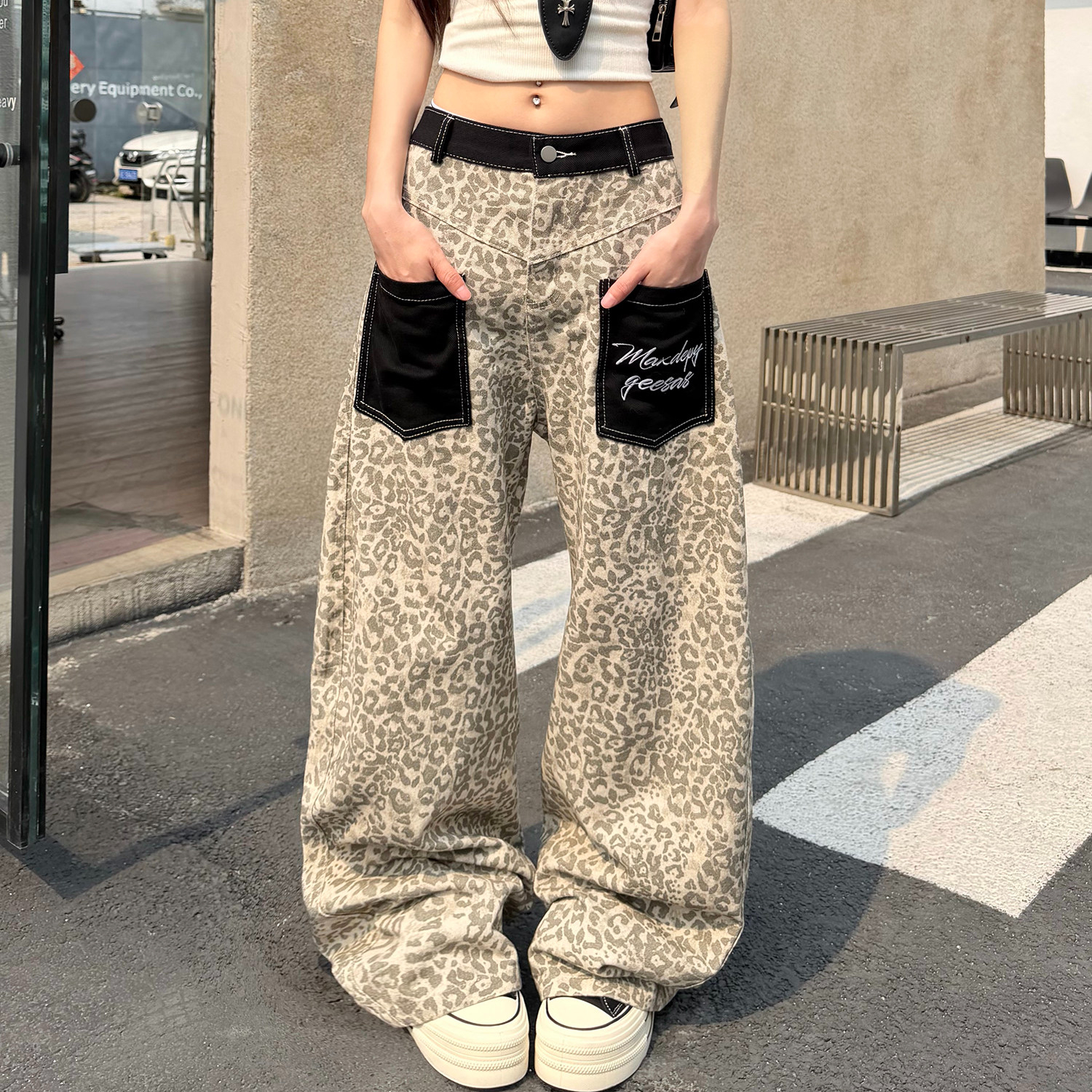 美式復古豹紋貼布口袋牛仔褲女寬鬆街頭潮流闊腿彎刀褲子