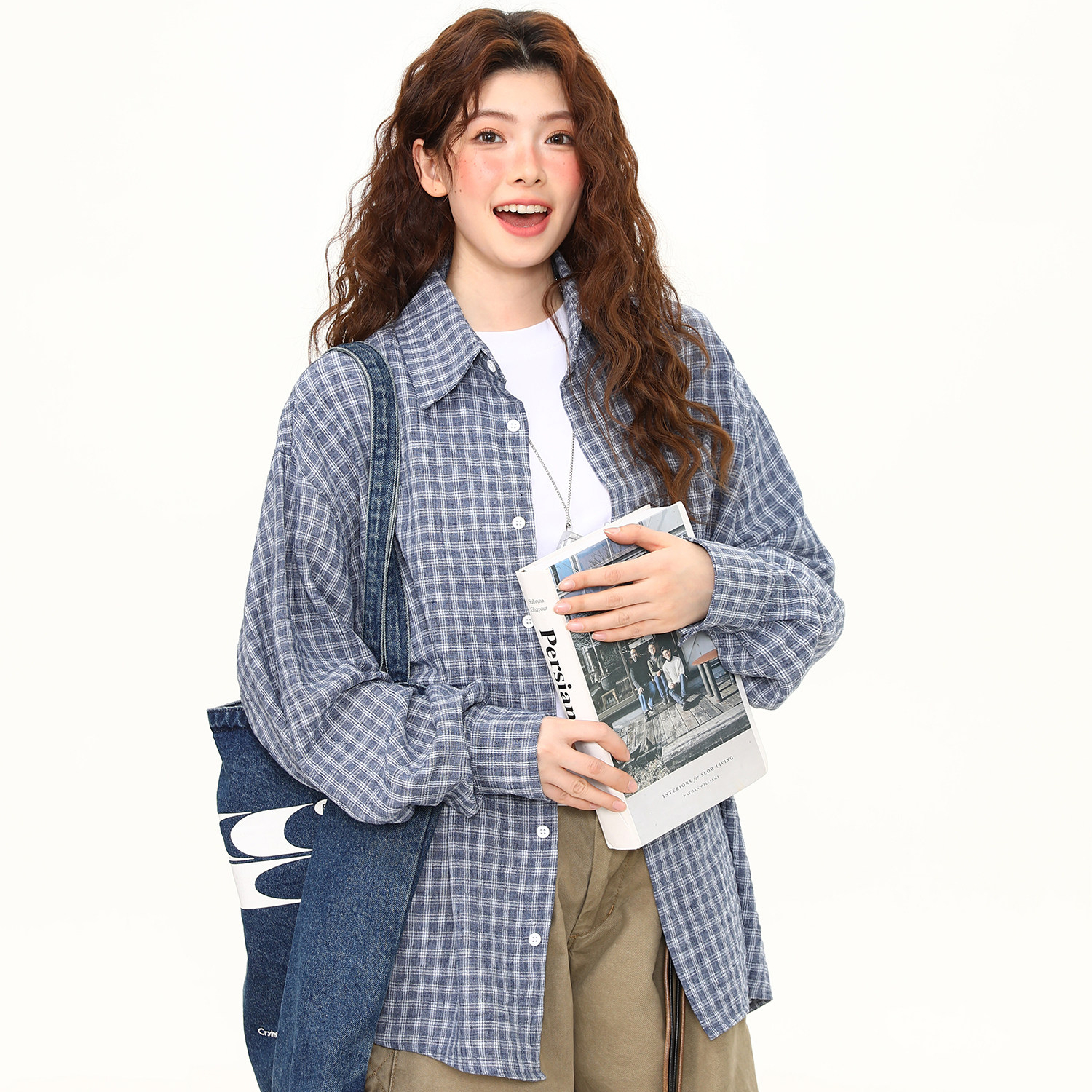 泡泡紗藍色格紋高級感長袖襯衫女春夏慵懶外穿格子襯衣女