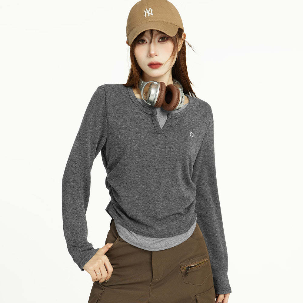 v領假兩件長袖短款t恤女春秋季設計感小眾修身正肩內搭打底衫上衣