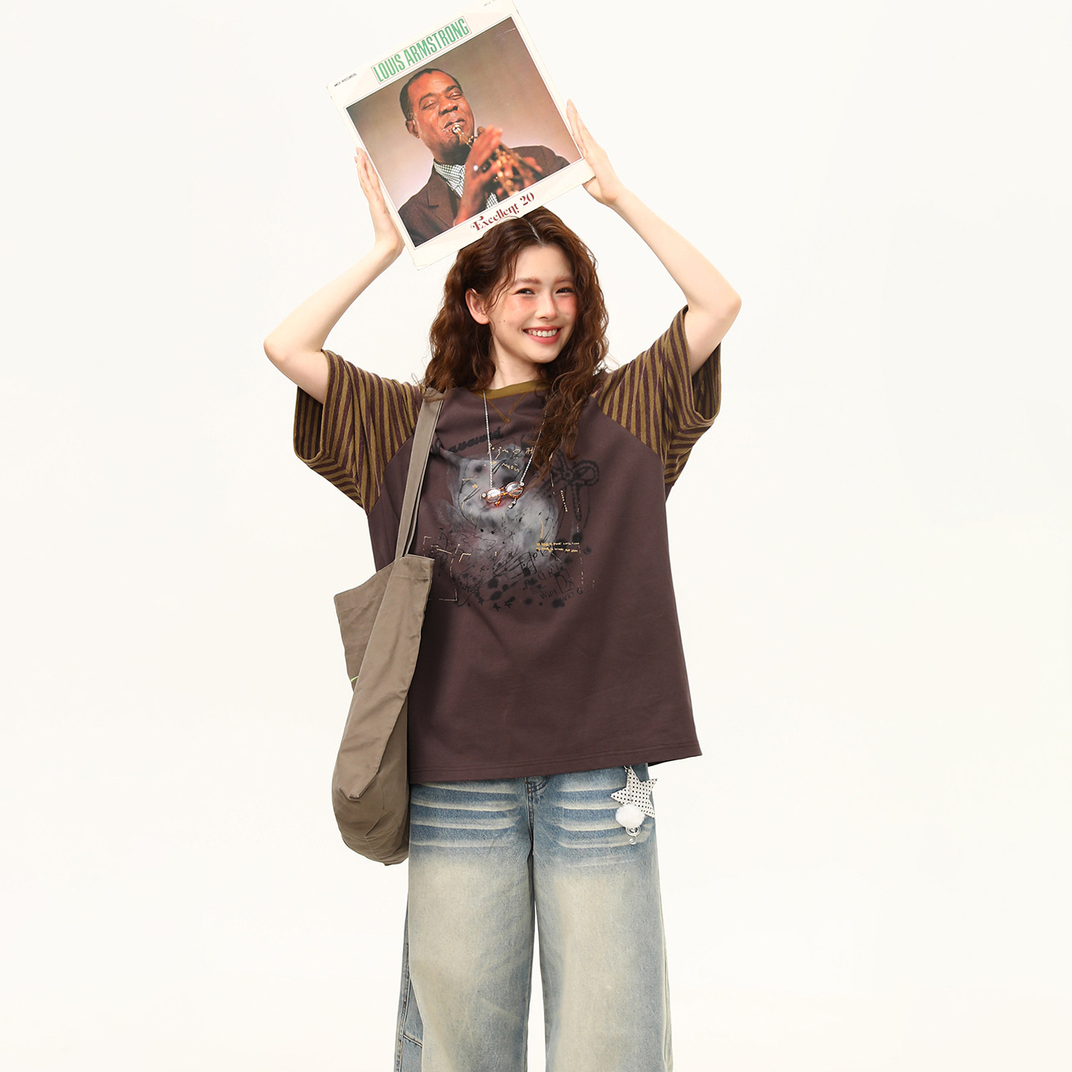 美式復古塗鴉小狗印花設計感短袖T恤女寬鬆插肩袖tee