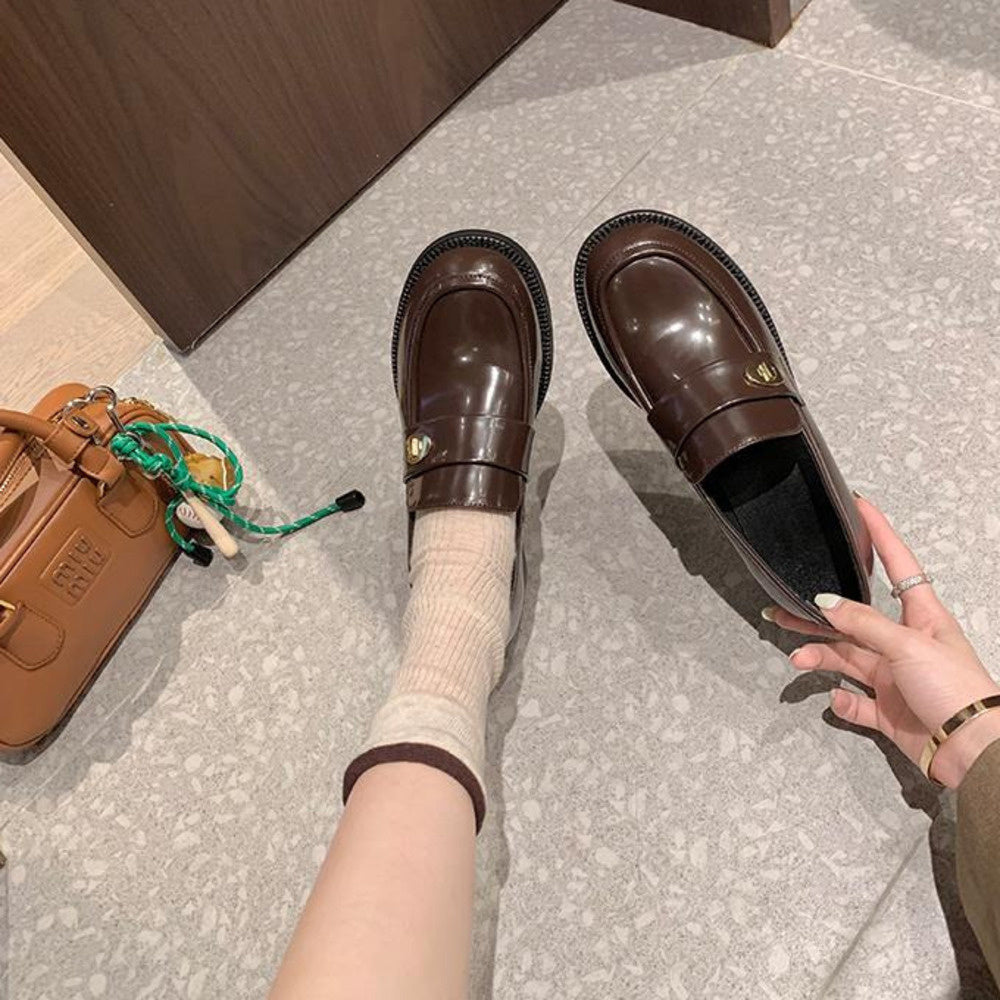 春季新款英倫復古圓頭厚底金扣牛皮懶人樂福單鞋女棕色小皮鞋