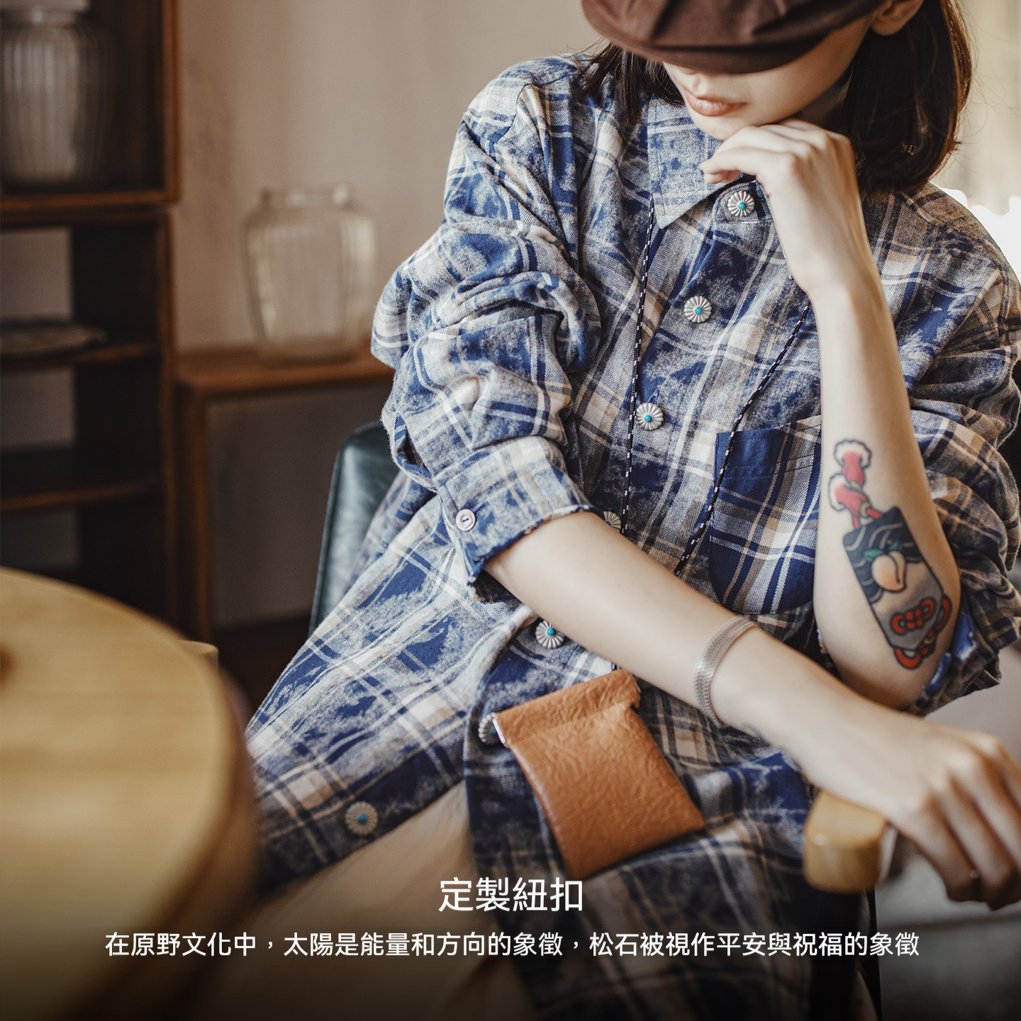 美式復古藏青色格子紋翻領寬鬆磨毛長袖休閒襯衫上衣外套女秋