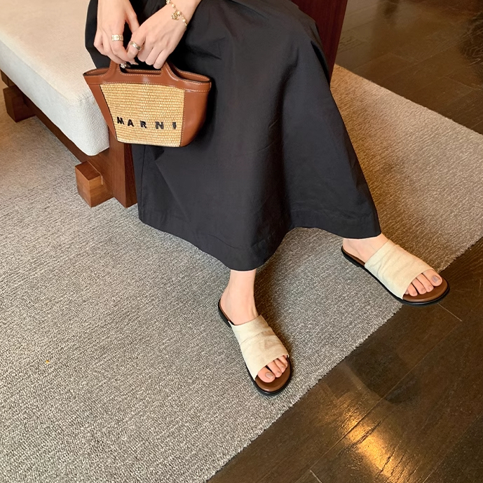 曼谷拖度假風沙灘亞麻褶皺平底涼拖女拖鞋外穿夏