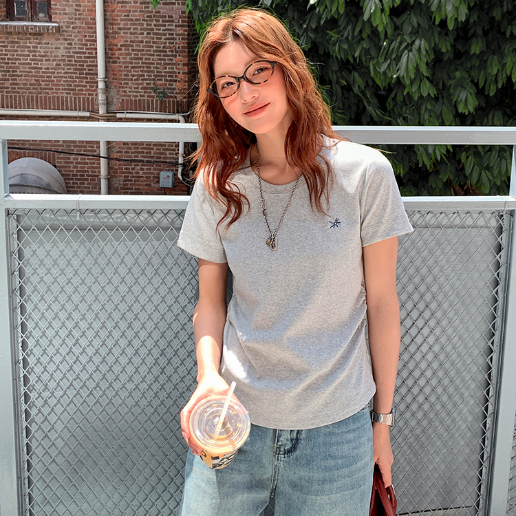 蜻蜓刺繡短袖t恤女新款純棉正肩收腰短款顯瘦甜辣小個子上衣