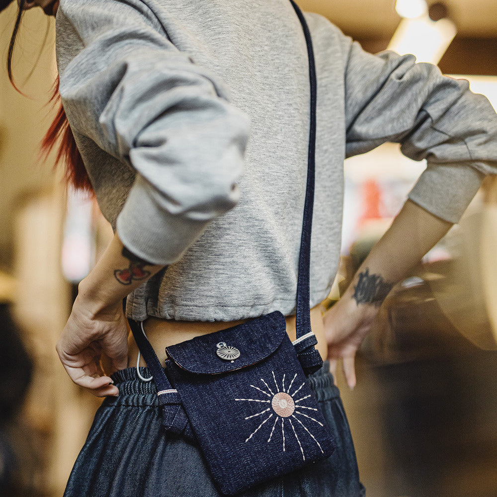 美式復古刺繡丹寧斜挎包印第安民族風牛仔布手機包女