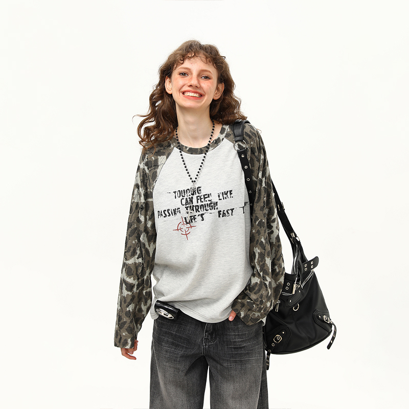 美式復古迷彩拼接撞色插肩長袖T恤女早秋寬鬆百搭上衣