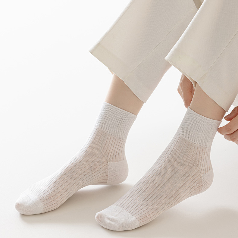 超薄無骨款舒適不勒脚吸汗透氣糖果色耐磨簡約短中筒棉襪女夏
