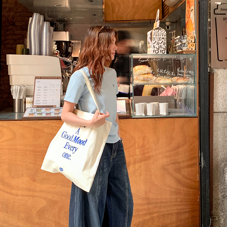 蜻蜓刺繡短袖t恤女新款純棉正肩收腰短款顯瘦甜辣小個子上衣