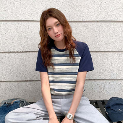 復古撞色條紋短袖t恤女2025新款夏正肩小個子顯瘦休閒