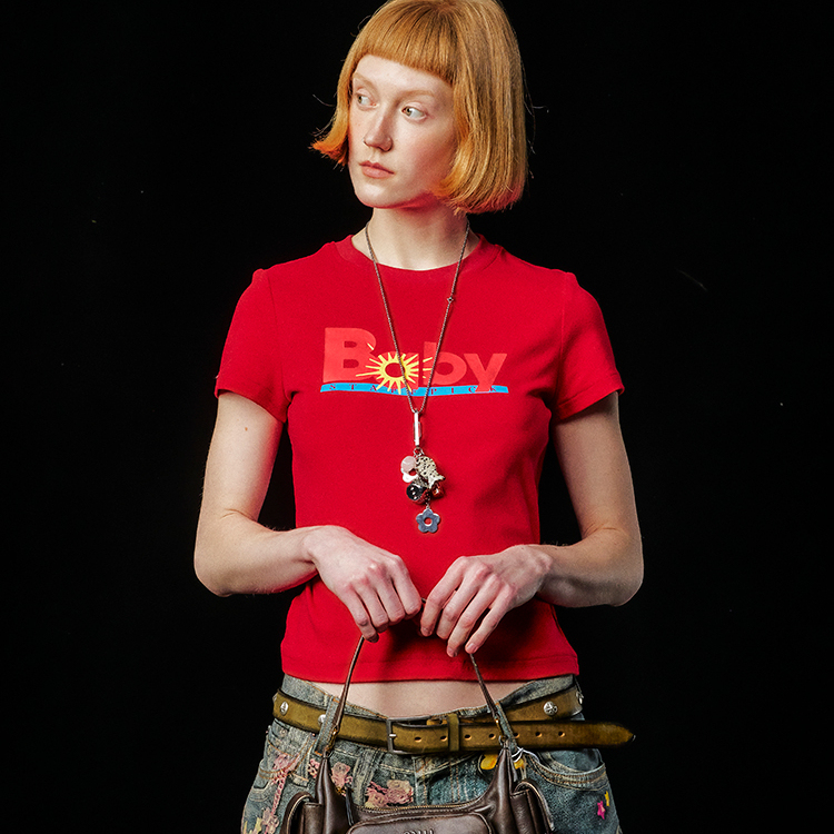 夏季潮牌新款正肩短款修身印花短袖T恤女辣妹ins風半袖上衣