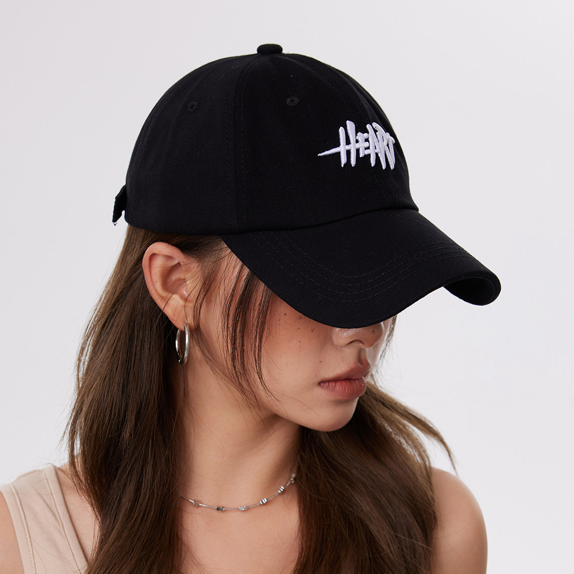 美式辣妹街頭復古字母刺繡棒球帽子女黑色大頭圍顯臉小防曬鴨舌帽