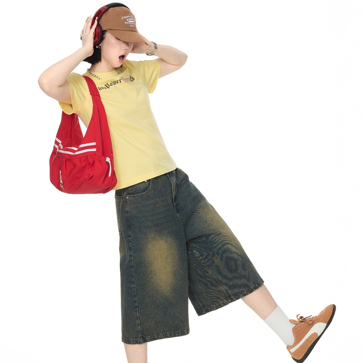 2025新款正肩短袖T恤女夏季潮牌心形印花街頭風潮流短款半袖上衣